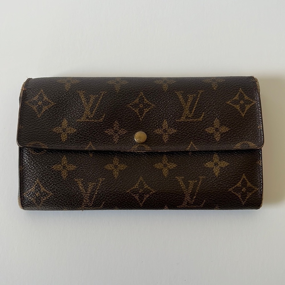 Louis Vuitton vintage wallet
